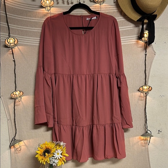 three eighty two Dresses & Skirts - NWT Pink Tiered Ruffled Long Sleeve Sundress